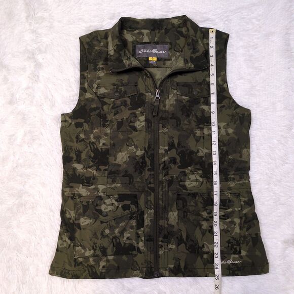 Eddie Bauer Womens M Travex Vest Green Camo Stretch Pocket Travel Hike Camp - Picture 16 of 16